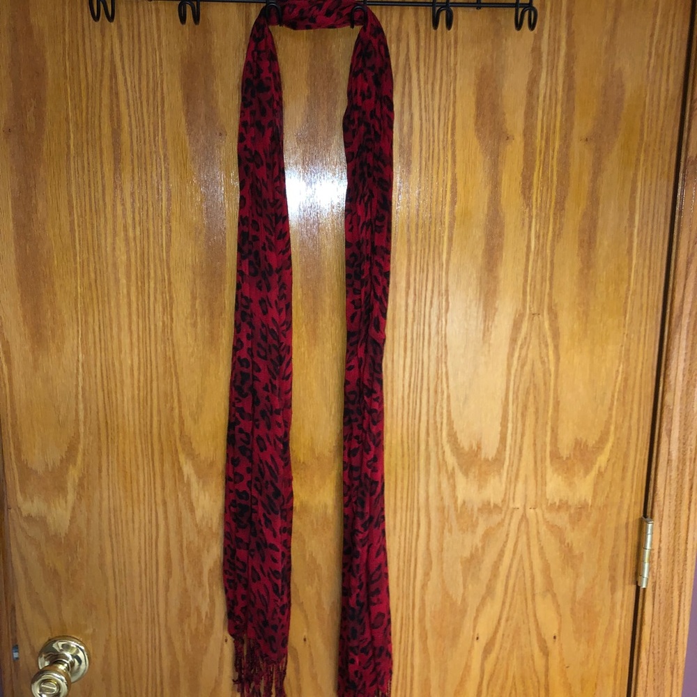 Cheetah print scarf ❤️